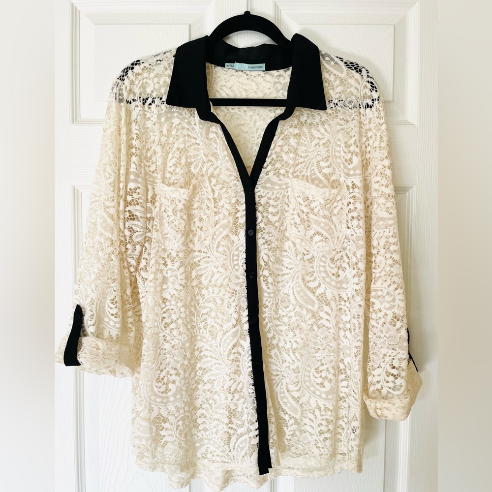 EUC Maurices Lace Button-Up Blouse Cream & Black Contrast Top Romantic Chic
